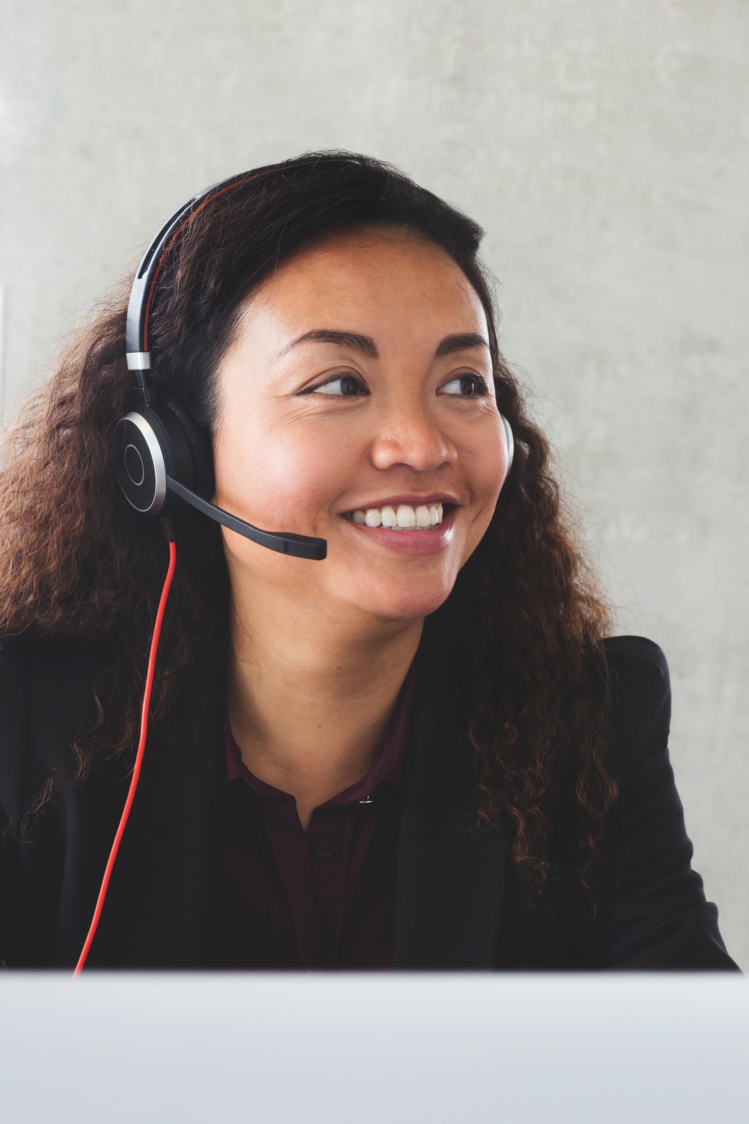 customer-service-rep-on-headset